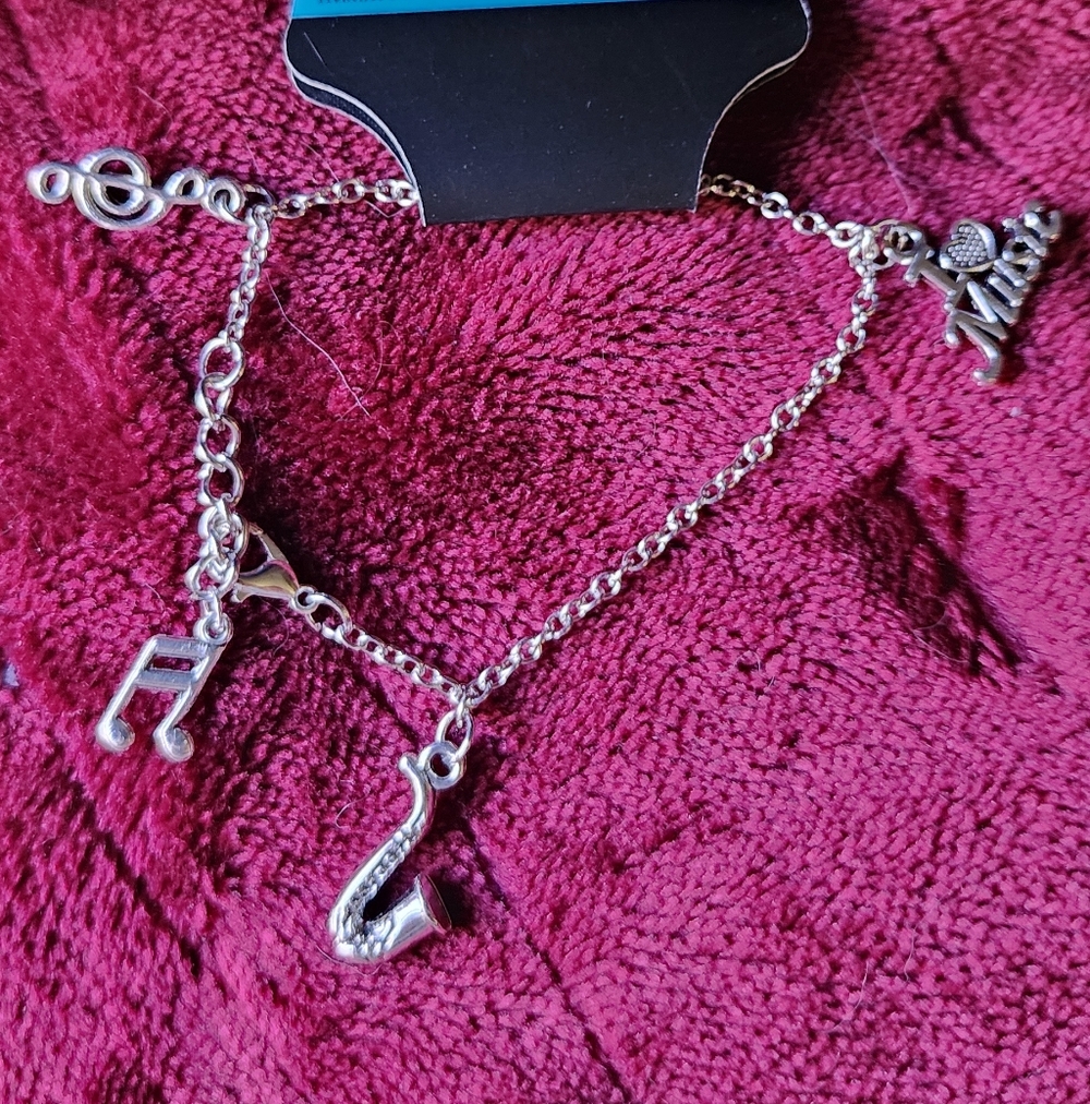 Musical Charm Bracelet in Silver